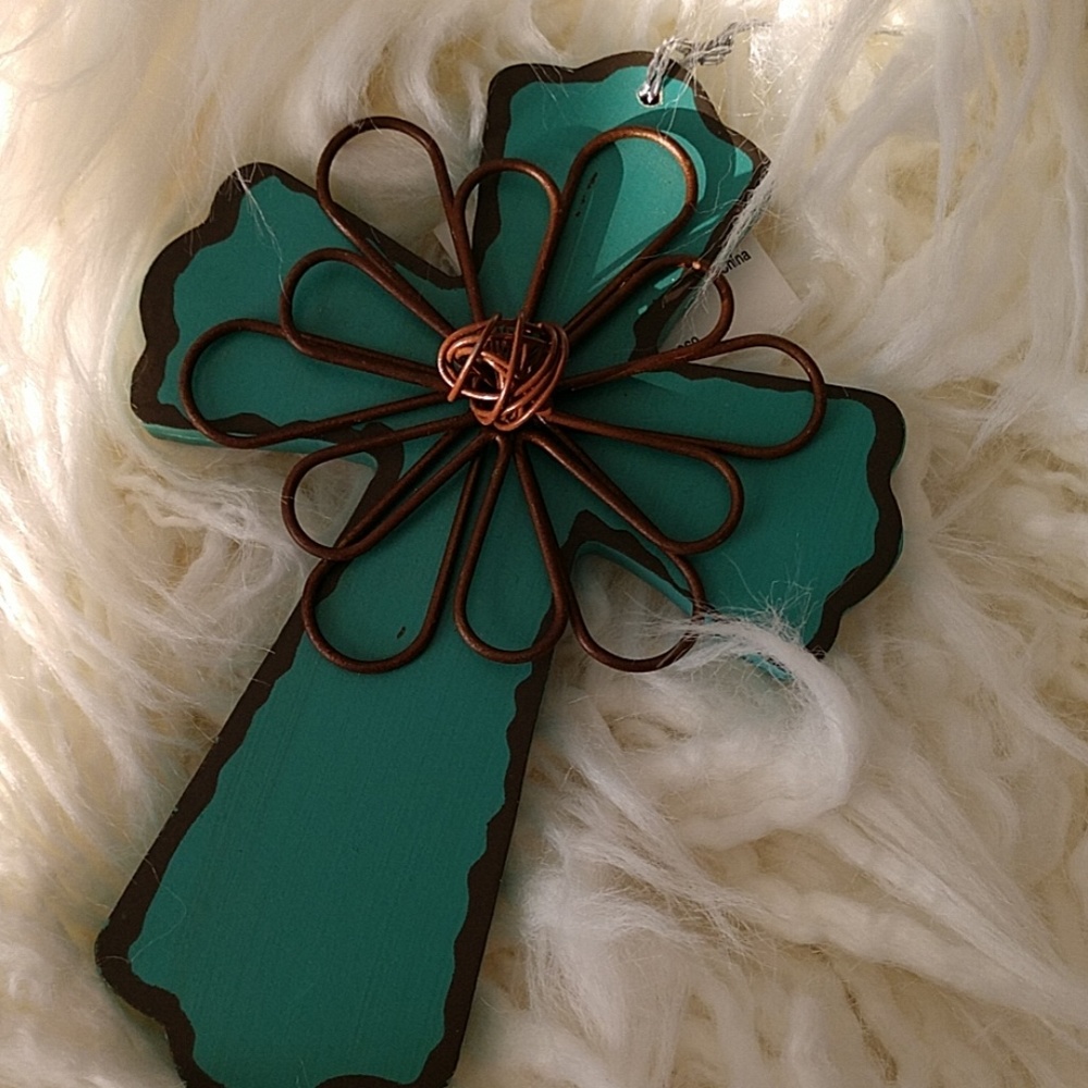 Turquoise Cross - Picture 1 of 4